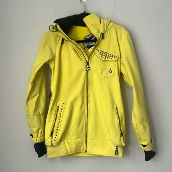 Volcom Jackets & Blazers - Volcom Softshell‎ Women’s Yellow Snowboard Jacket Sz XS